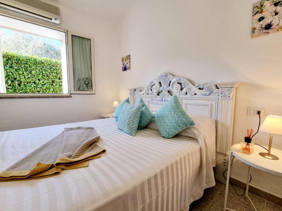 Apartamento Stazzo San Teodoro L'Olivastro Piscina Condivisa Exterior foto