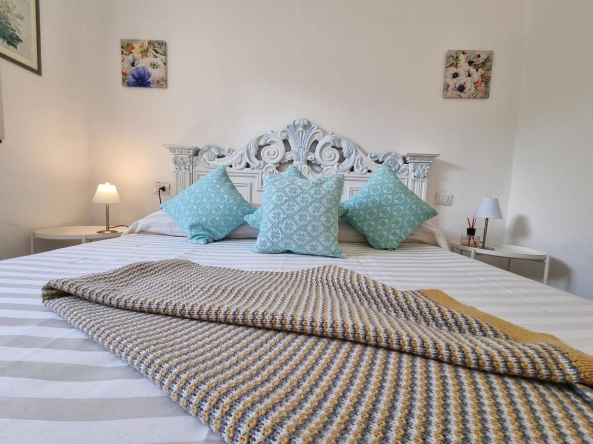 Apartamento Stazzo San Teodoro L'Olivastro Piscina Condivisa Exterior foto